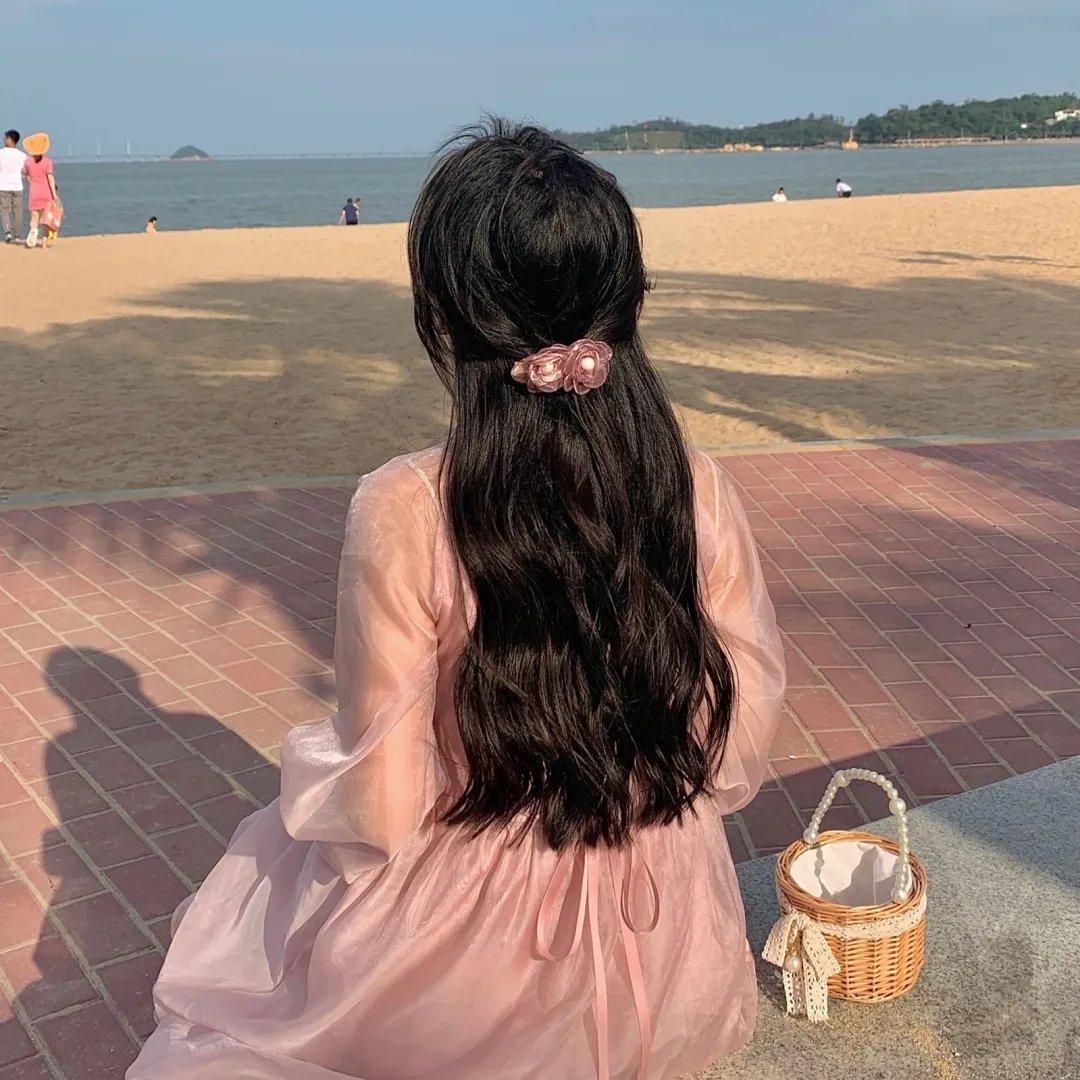 春日来临之际 海报
